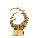 Escultura Decorativa Dourada Onda sobre Base